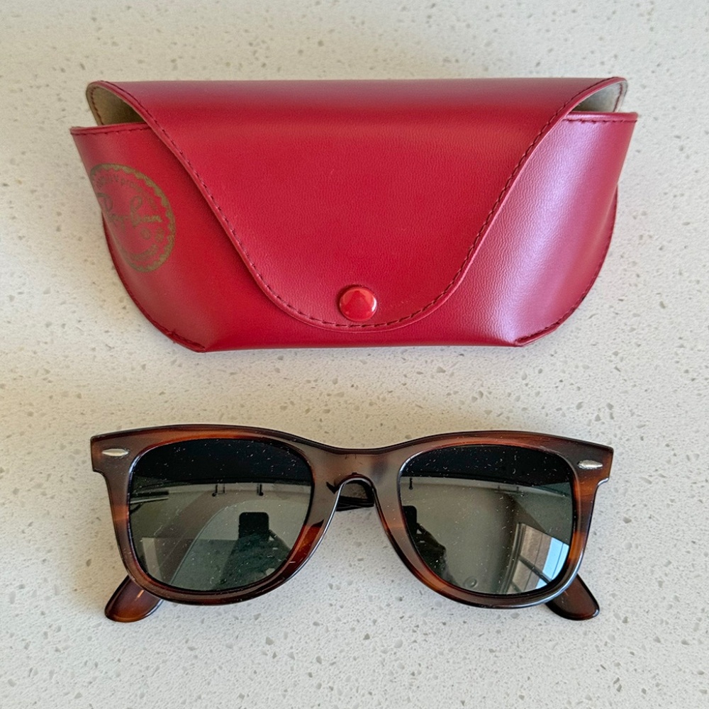 Original Vintage Ray-Ban Wayfarer Sunglasses from the 1960s